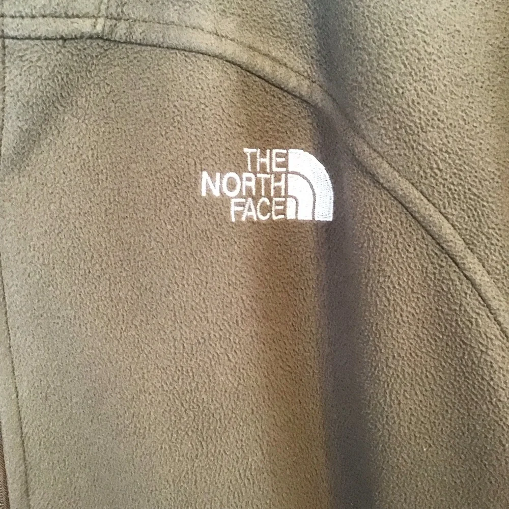 THE NORTH FACE Men’s WINDWALL Olive Green Fleece Full Zip Jacket L